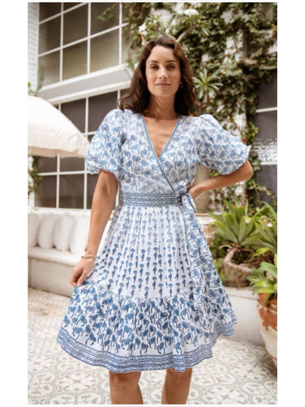 NWT AZURE & Indigo Waterlily Wrap Mini Dress in Blue & White  Size Small